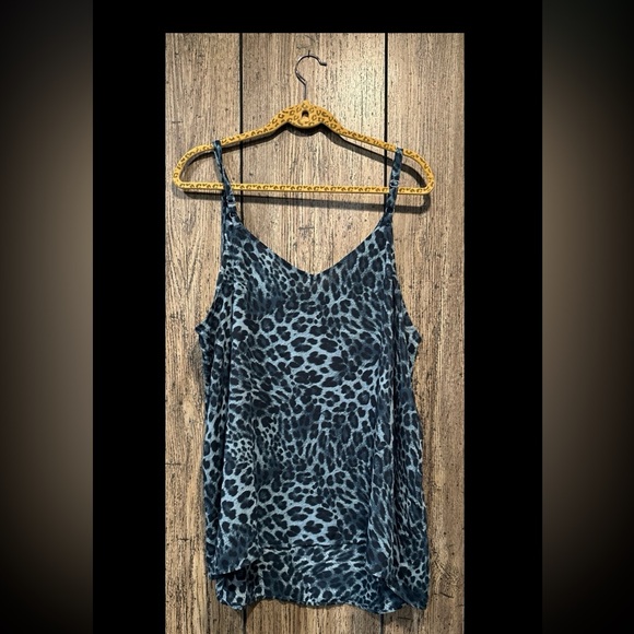 Torrid Georgette V-Neck Cami - Picture 3 of 3